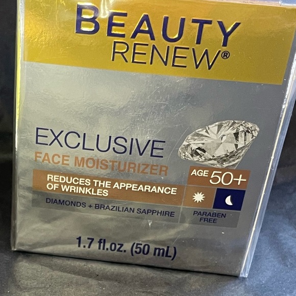 Beauty Renew 50+ Exclusive Day & Night Face Moisturizer Cream  1.7 fl oz - Picture 1 of 5